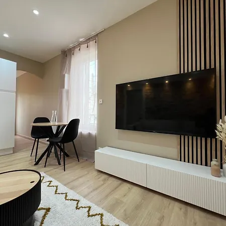 Les Pierres Dorees - Moderne & Confort Apartment La Roche-sur-Yon