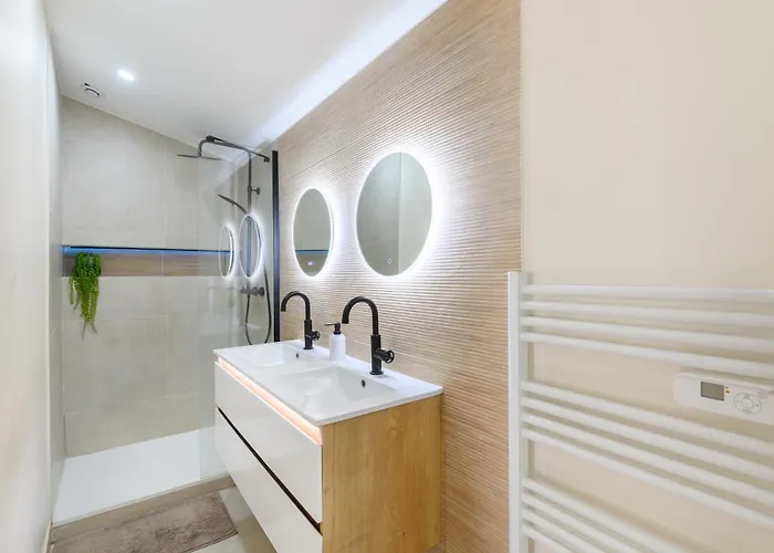 Les Pierres Dorees - Moderne & Confort Appartement *